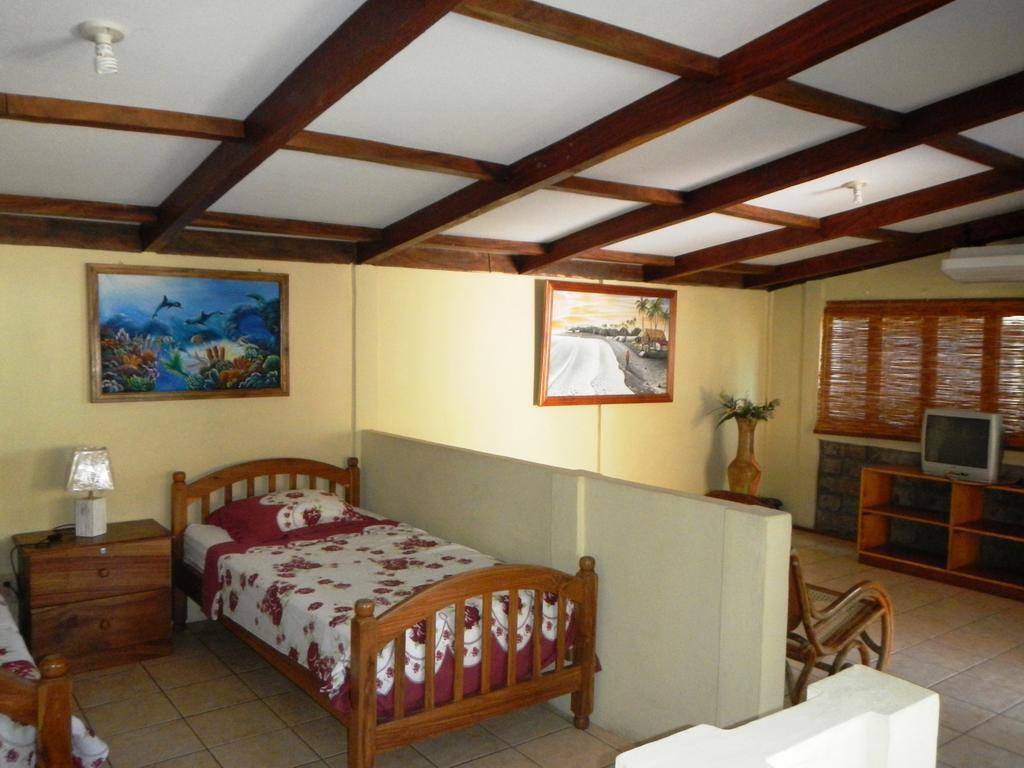 Punta Roca Surf Resort La Libertad Bilik gambar